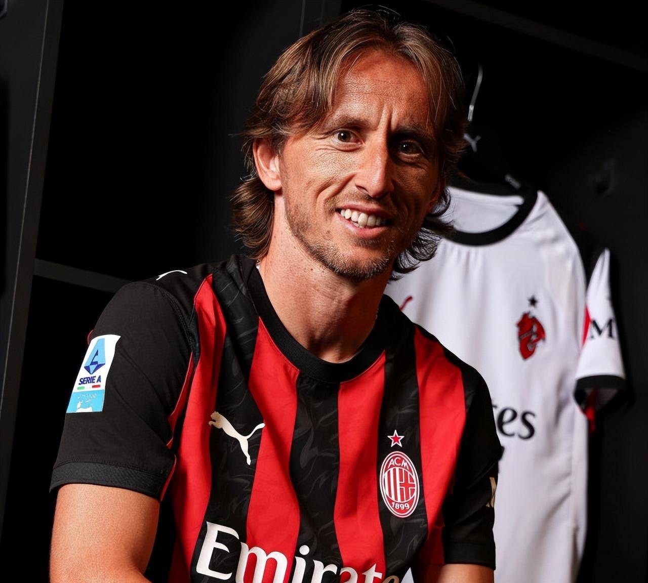 森保一：与英格兰交手深感荣幸，望能与最顶尖对手一较高下