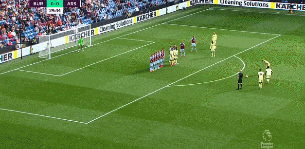 世体：巴萨还没有收到对特狮的报价，他们希望他先彻底康复