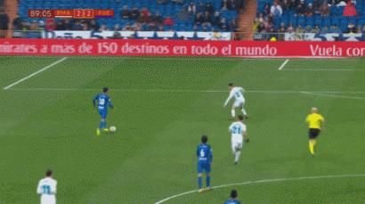 TA分析3-4-3阵型：从链式防守到战术万花筒，攻守易形的现代解法