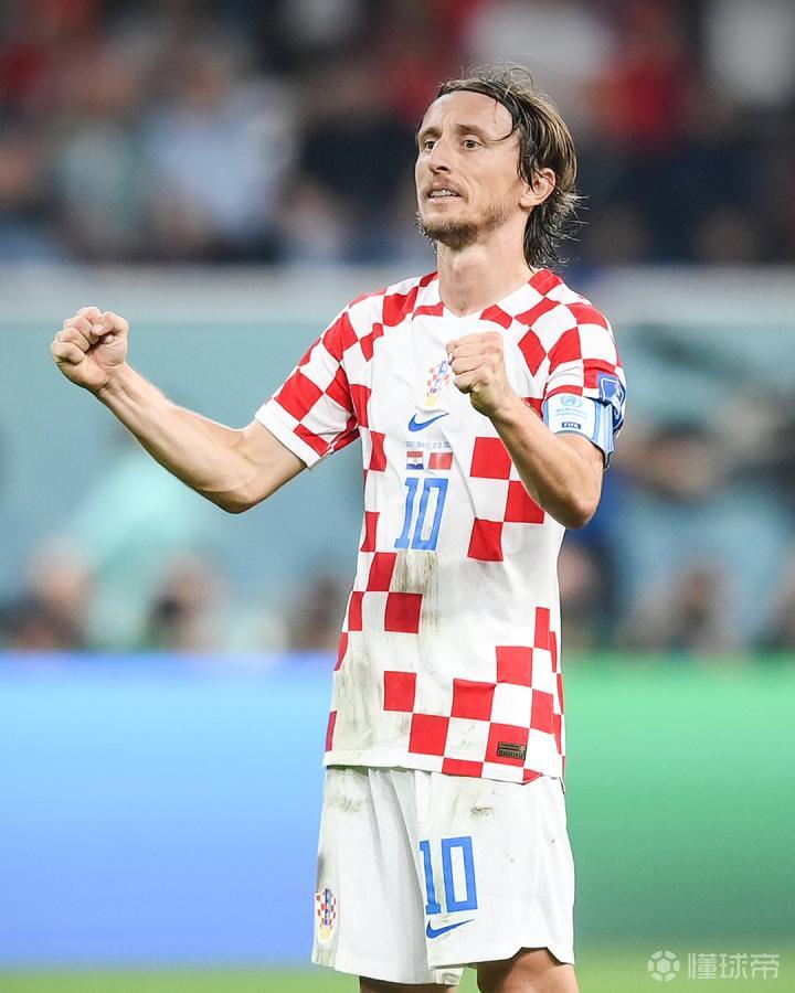 利兹联主帅：连续在强队上拿分很不容易，这些功劳属于球员们